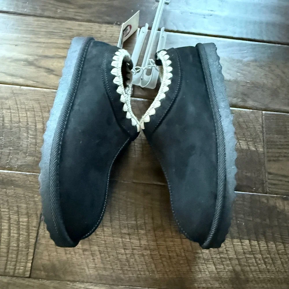 Cat & Jack Kids Nola Black Slipper Shoes Crochet Trim Faux Fur Lining Size 5 NEW